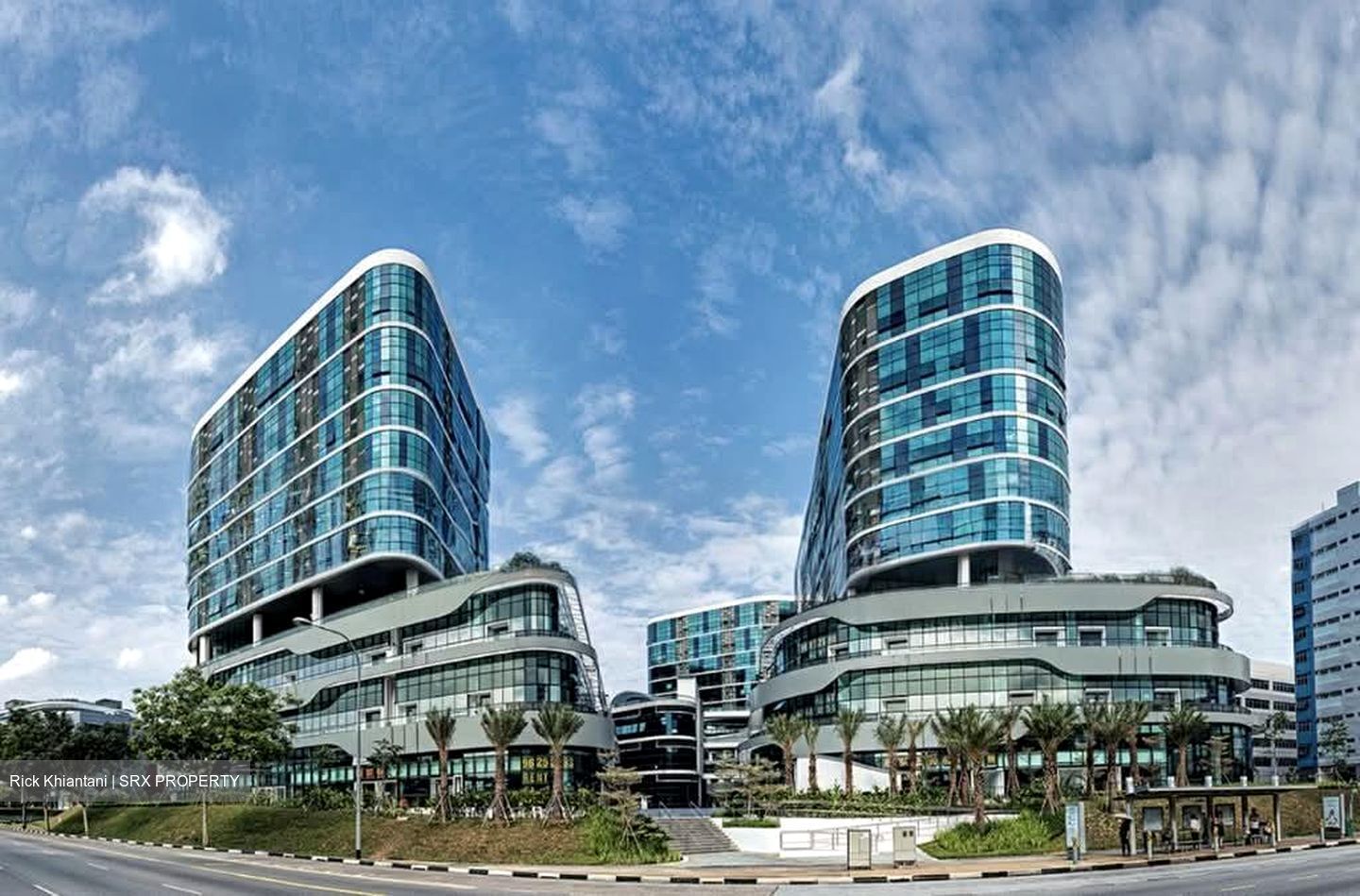 Oxley Bizhub (D14), Factory #566885711